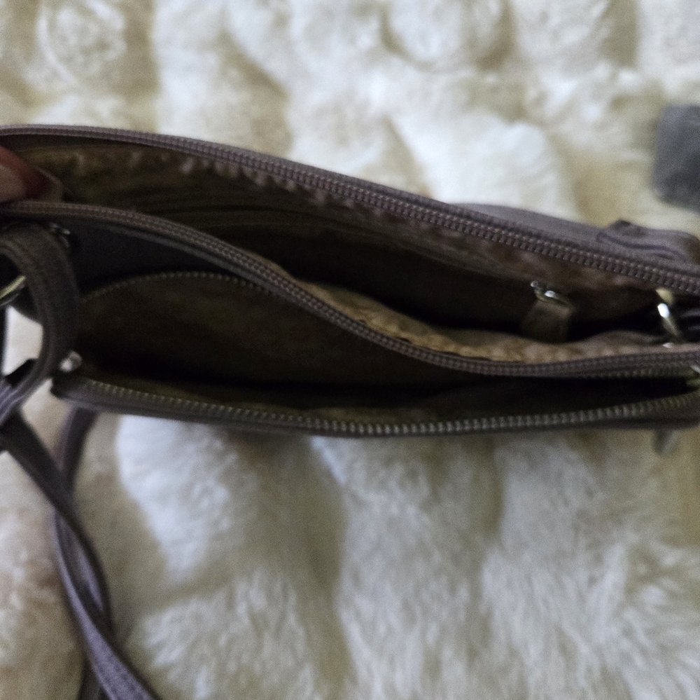 Retro Charming Charlie Crossbody bag with brand new card holder - Picture 3 of 5